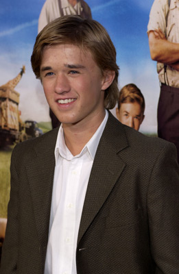 haley joel osment  jail